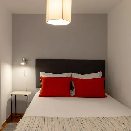 Apartment Contemporary In Chiado 1 *